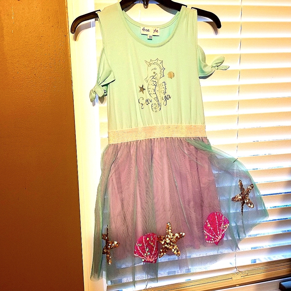Girls/ sz.10 seafoam green skater dress